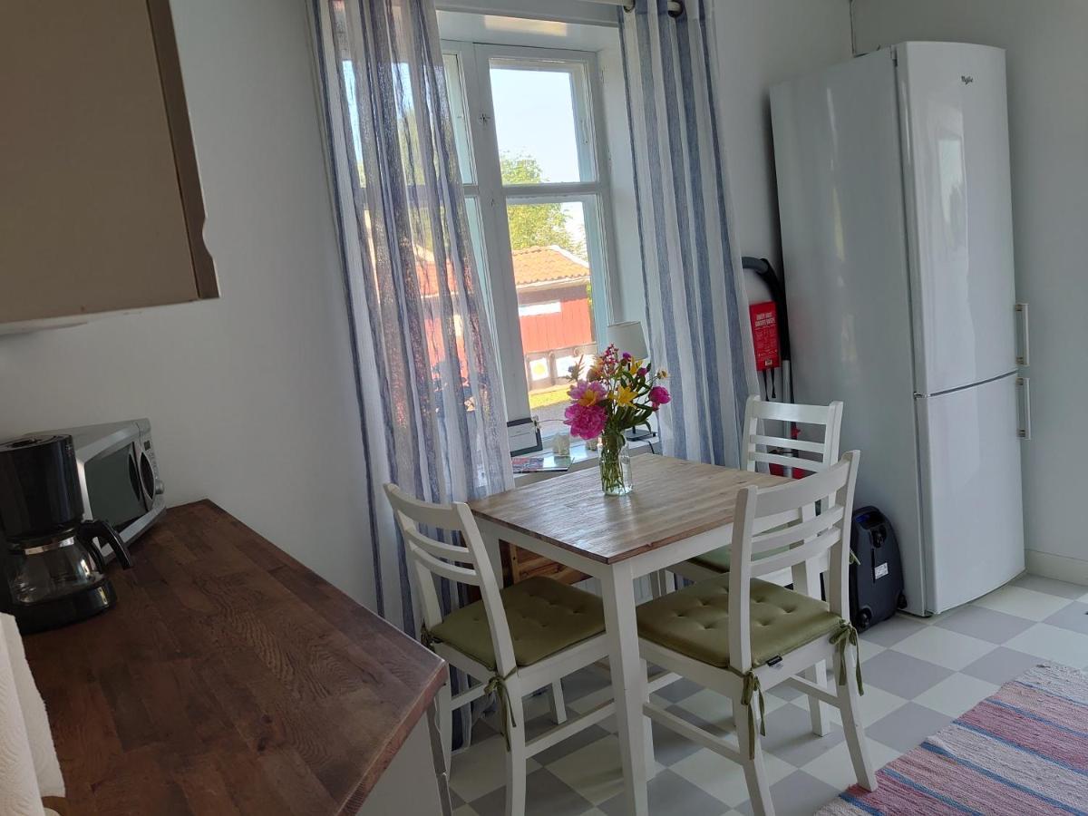 Vandrarhemmet Tallbacka/Aengelsberg Hostel Angelsberg Esterno foto