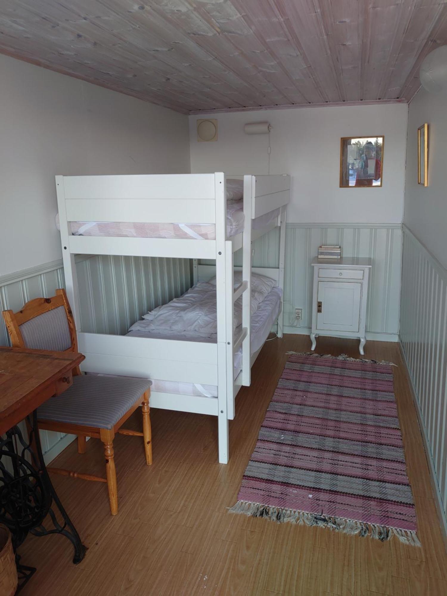 Vandrarhemmet Tallbacka/Aengelsberg Hostel Angelsberg Esterno foto